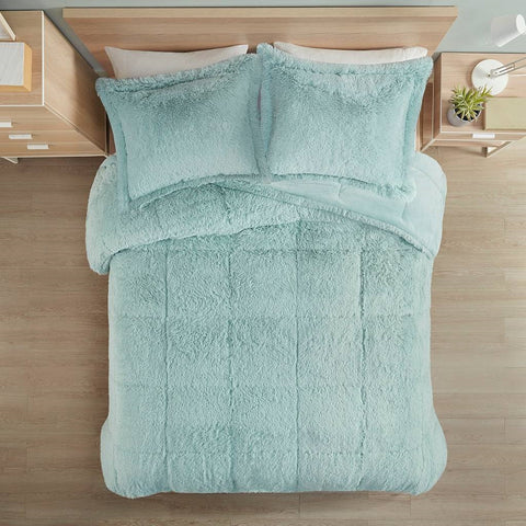 King/CAL King Soft Sherpa Faux Fur 3-Piece Comforter Set in Light Teal Blue