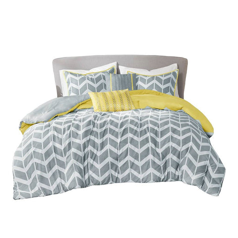 Full / Queen size Reversible Comforter Set in Grey White Yellow Chevron Stripe