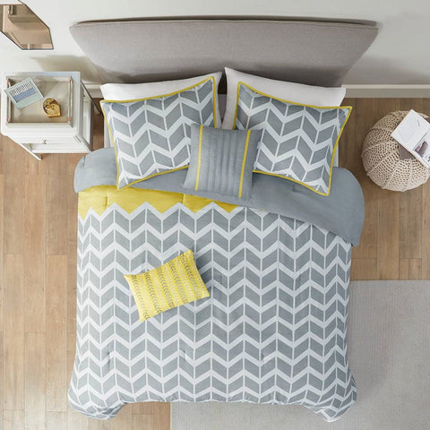 Full / Queen size Reversible Comforter Set in Grey White Yellow Chevron Stripe