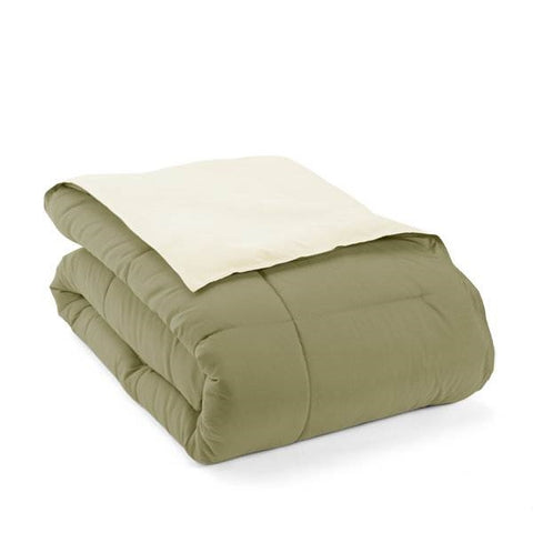 King/Cal King 3-Piece Microfiber Reversible Comforter Set in Sage Green/Cream