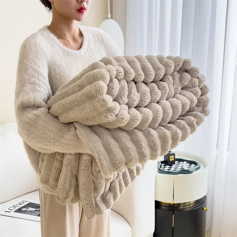 Soft Coral Plush Bed Blanket - Warm Artificial Fur