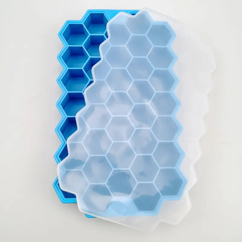 Large Silicone Ice Cube Mold Tray - BPA Free with Lids