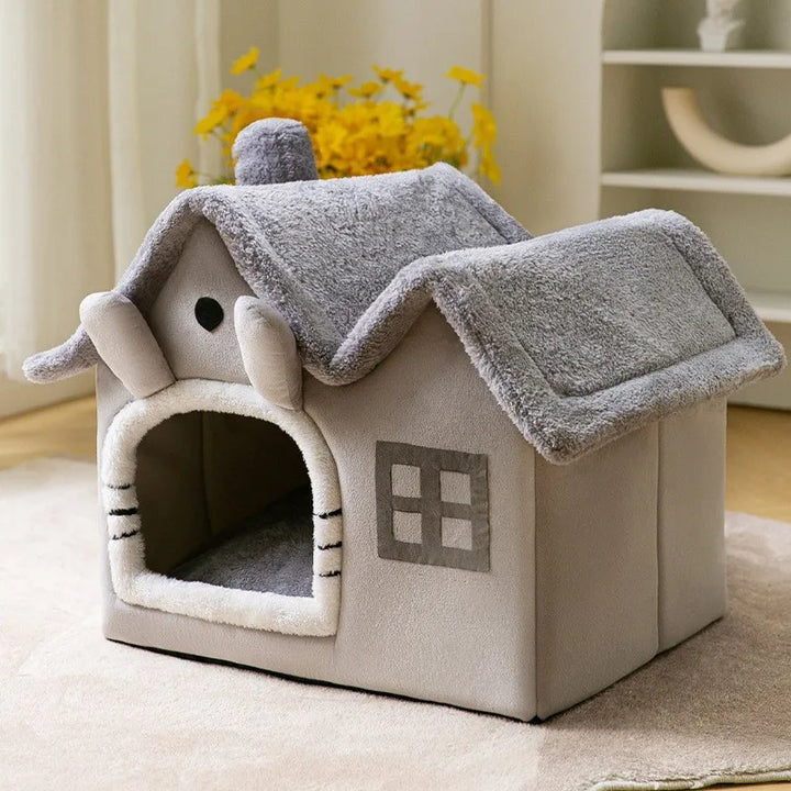 Foldable Winter Cat House: Cozy Retreat for Cats and Small Dogs