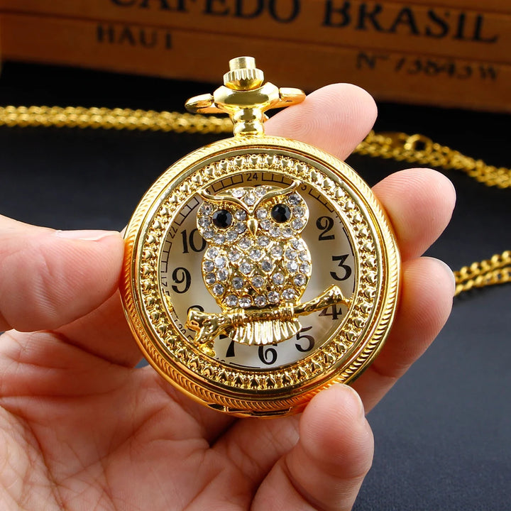 Luxury Gold Vintage Owl Quartz Pocket Watch with White Dial