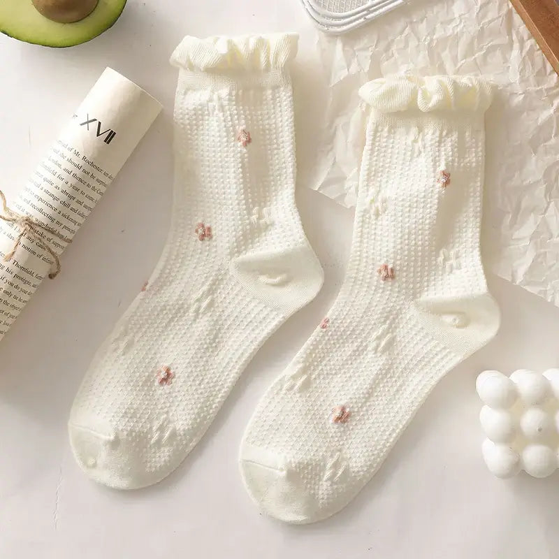 Simple White Bowknot Flower Socks