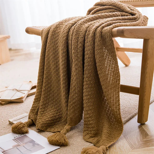 Nordic Chunky Knit Throw Blanket with Tassels