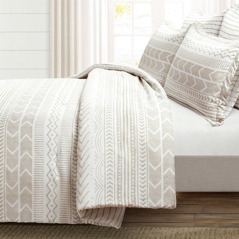 Full/Queen Scandinavian Chevron Beige Taupe 5 Piece Lightweight Comforter Set