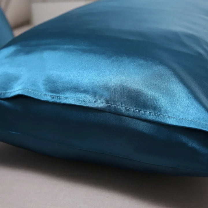 Cotton Pillowcase with a High-Quality Satin Finish