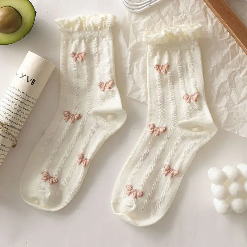 Simple White Bowknot Flower Socks