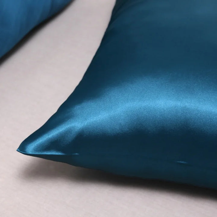 Cotton Pillowcase with a High-Quality Satin Finish