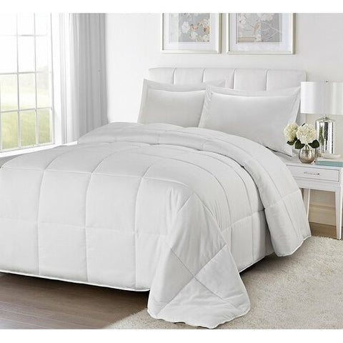 King/Cal King Traditional Microfiber Reversible 3 Piece Comforter Set in White